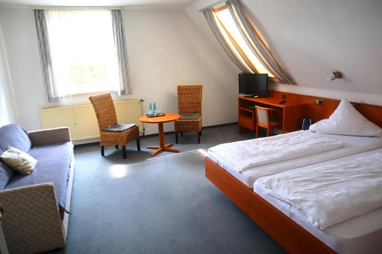 Pension Zur Harburg Hotel Uslar Buitenkant foto