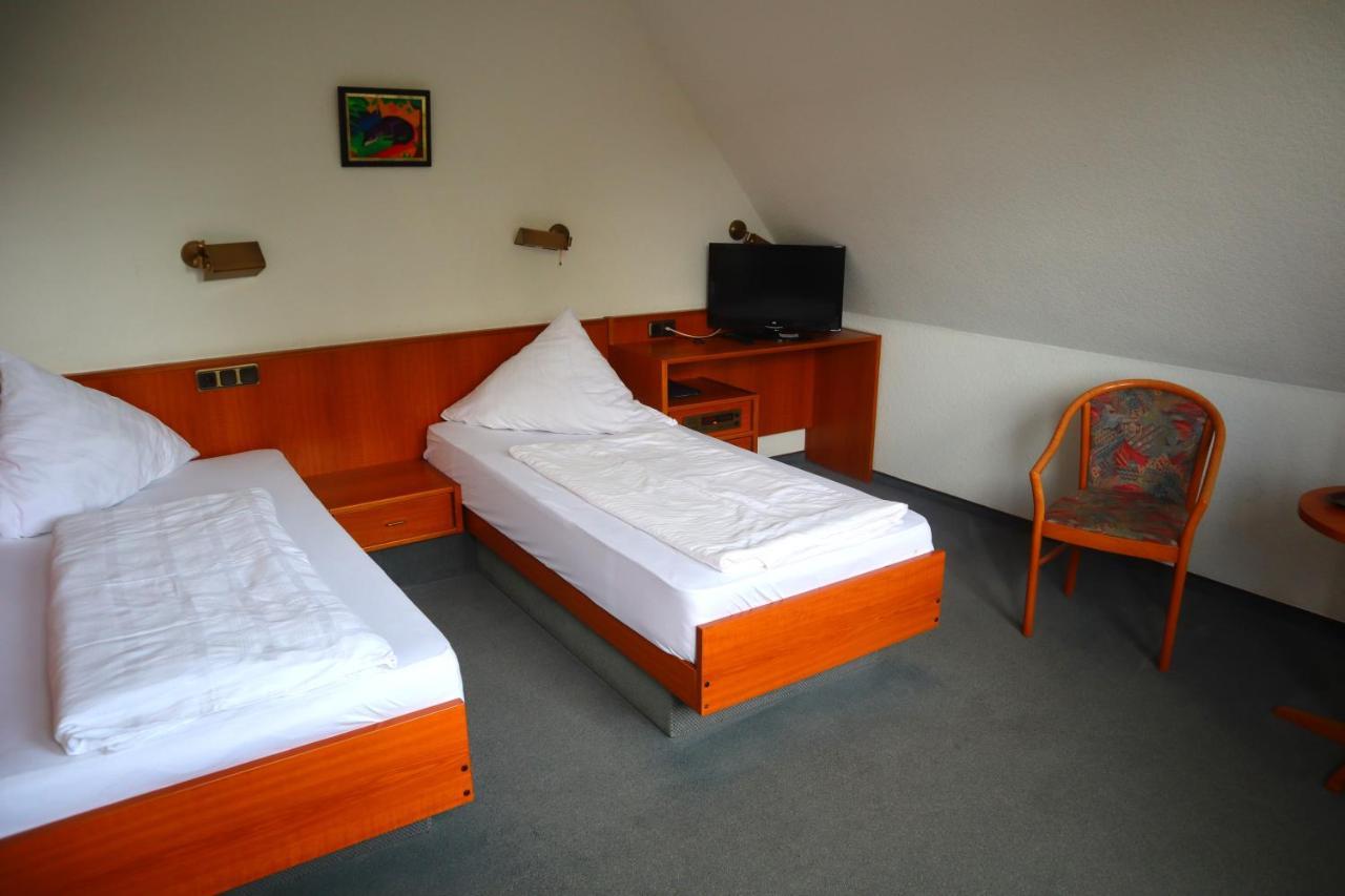 Pension Zur Harburg Hotel Uslar Buitenkant foto