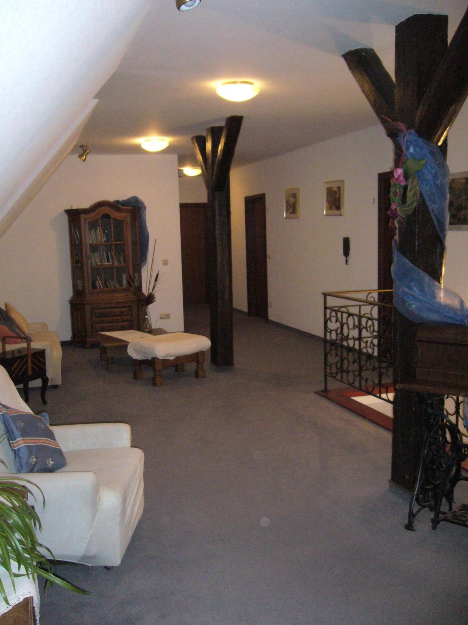 Pension Zur Harburg Hotel Uslar Buitenkant foto