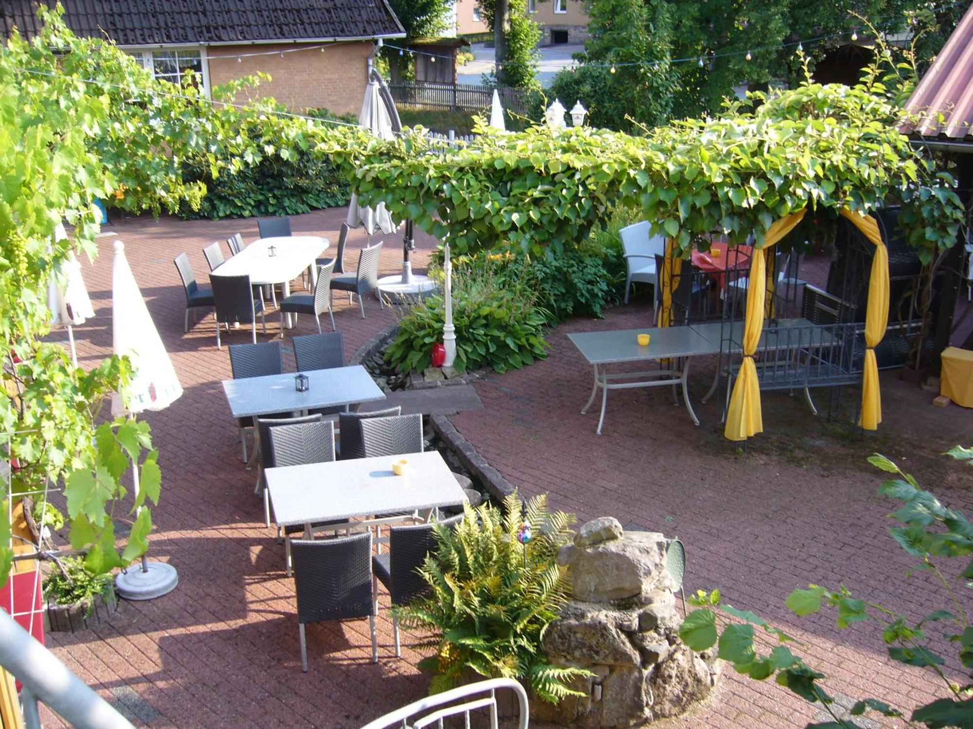 Pension Zur Harburg Hotel Uslar Buitenkant foto
